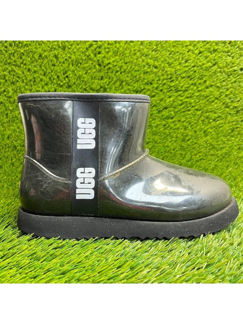 UGG Classic Clear Mini II Girls Size 5Y Black Casual Waterproof Ankle Rain Boots